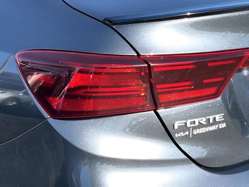 Used 2024 Kia Forte GT-Line w/ GT-Line Premium Package image 10