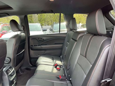 Used 2023 Honda Passport TrailSport image 10