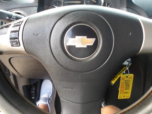 Used 2010 Chevrolet HHR LS image 20