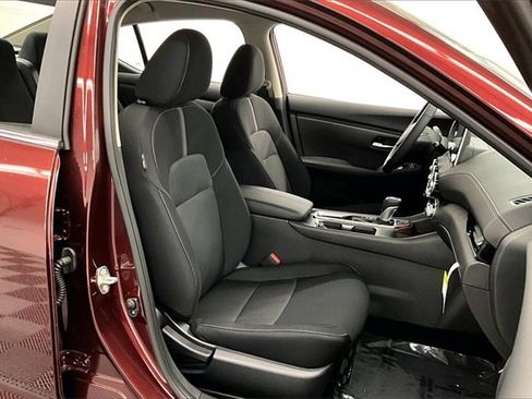 New 2025 Nissan Sentra SV w/ All-Weather Package image 33