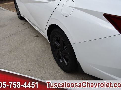 Used 2022 Hyundai Elantra SEL w/ Convenience Package image 14