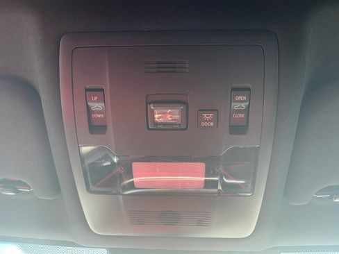 Used 2019 Lexus ES 350 F Sport w/ Accessory Package image 31