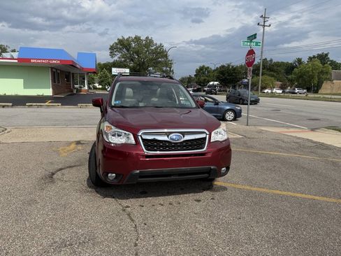 Used 2014 Subaru Forester 2.5i Touring w/ Popular Package #2 AWD/4WD image 4
