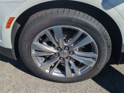 Certified 2024 Cadillac XT5 Premium Luxury w/ Platinum Package image 10