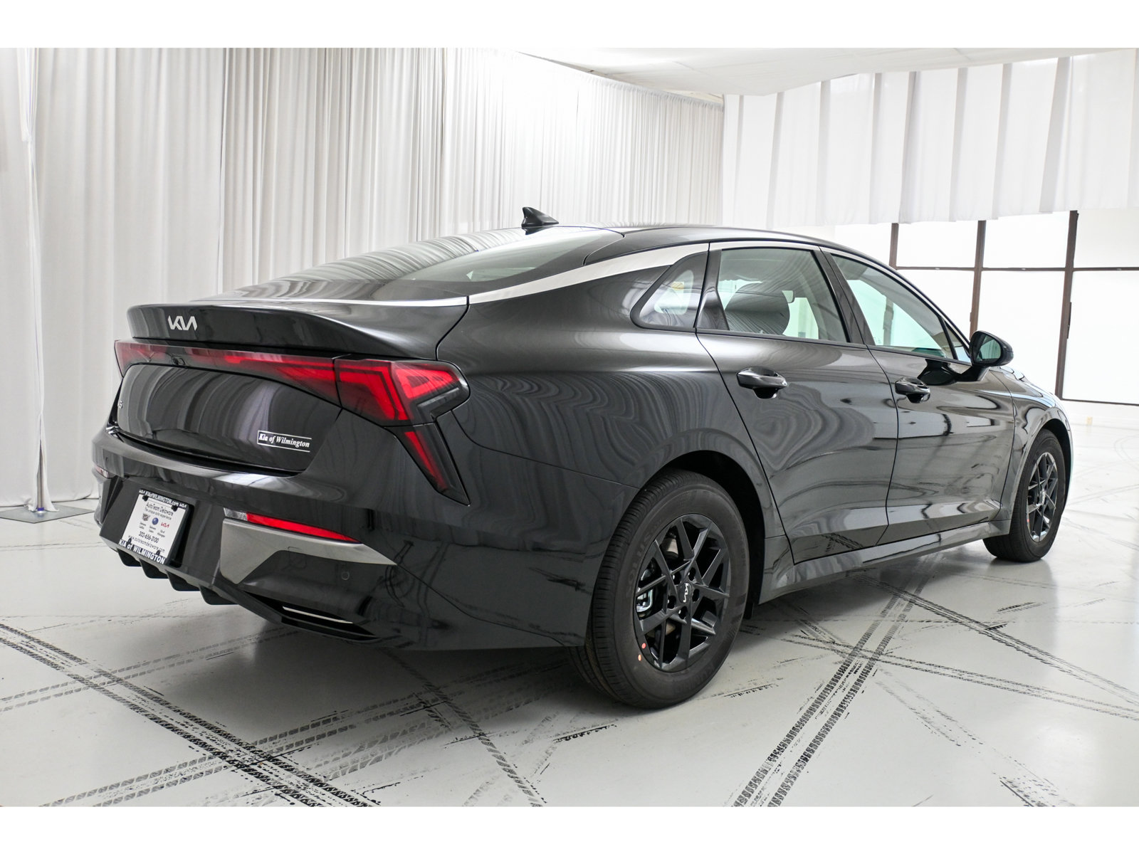 New 2027 Kia K5 LXS FWD image 7
