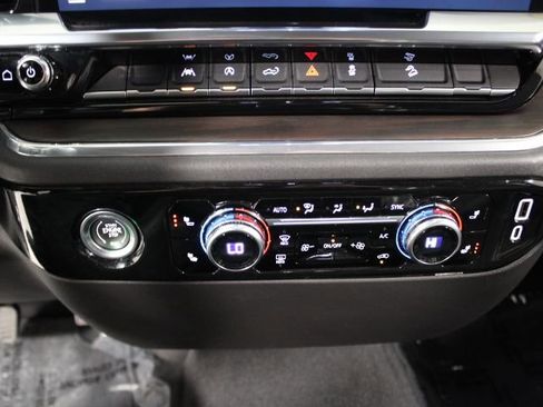 Used 2023 GMC Sierra 1500 SLT w/ X31 Off-Road Package image 35