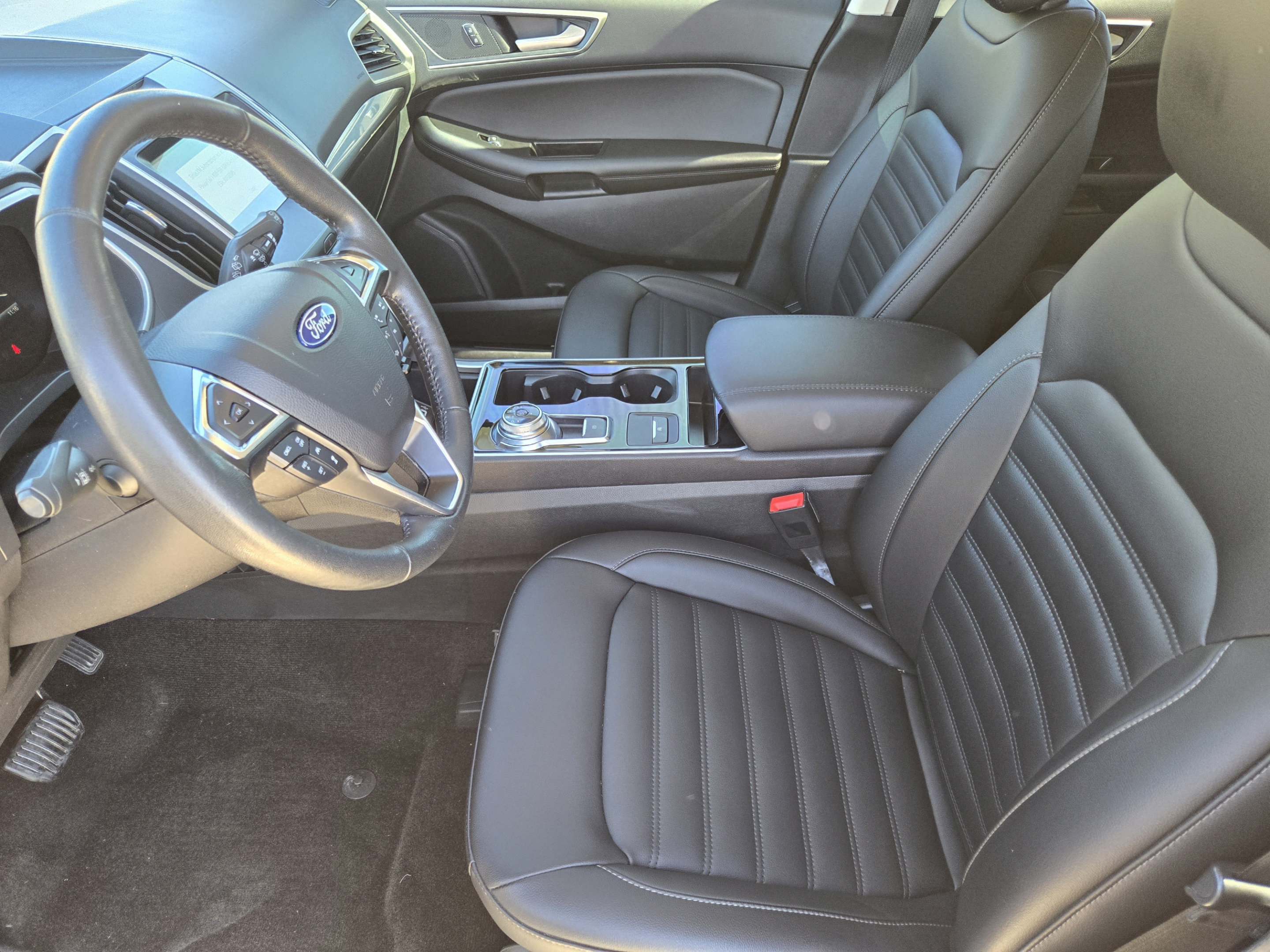 Used 2020 Ford Edge SEL w/ Convenience Package FWD image 13