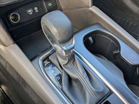 Used 2019 Hyundai Santa Fe SEL image 13