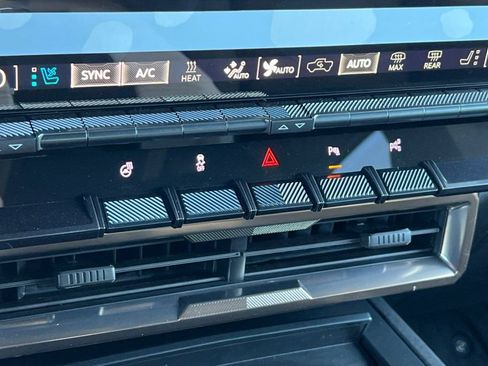 New 2025 GMC Hummer EV 3X image 18