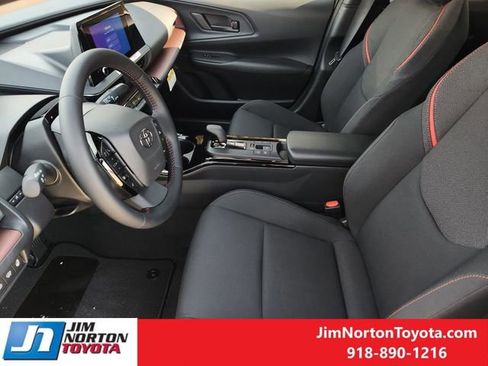 New 2026 Toyota Prius SE image 11