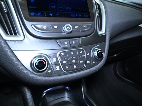 Used 2024 Chevrolet Malibu LT image 31