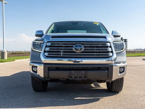 Used 2021 Toyota Tundra Limited w/ Limited Premium Package AWD/4WD image 2