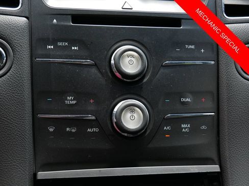 Used 2015 Ford Taurus SEL w/ Equipment Group 201A FWD image 22