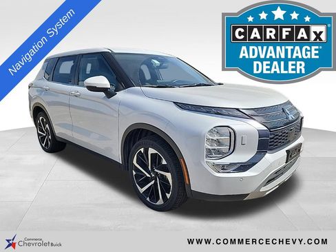 Used 2024 Mitsubishi Outlander SE AWD/4WD image 1