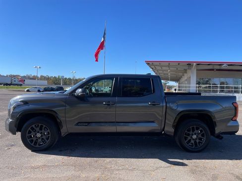 Used 2024 Toyota Tundra Platinum image 4