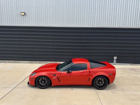 Used 2011 Chevrolet Corvette Z06 RWD image 7