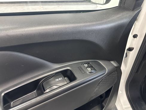 Used 2022 RAM ProMaster City Tradesman FWD image 10