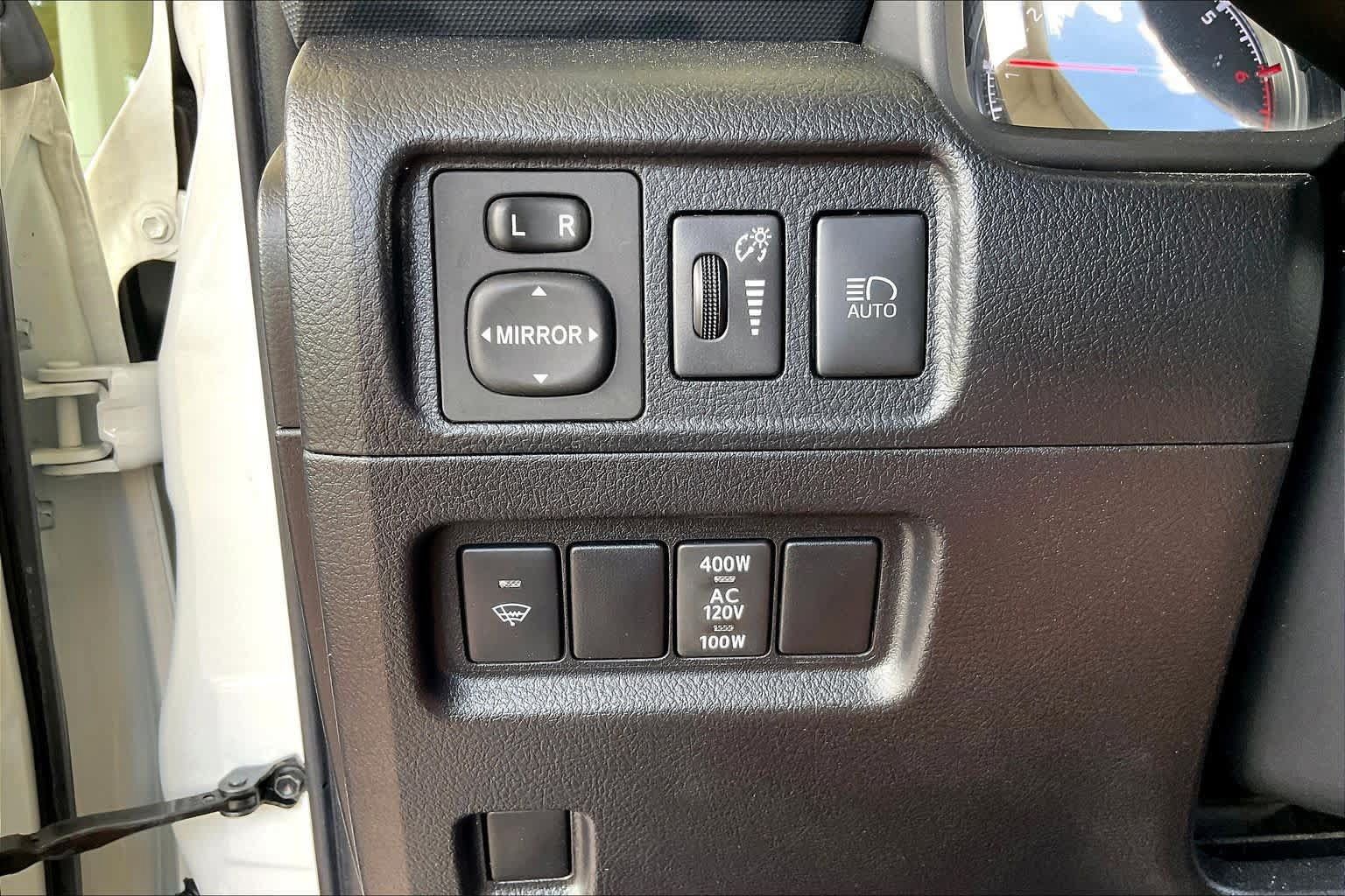 Used 2021 Toyota 4Runner TRD Off-Road Premium AWD/4WD image 34