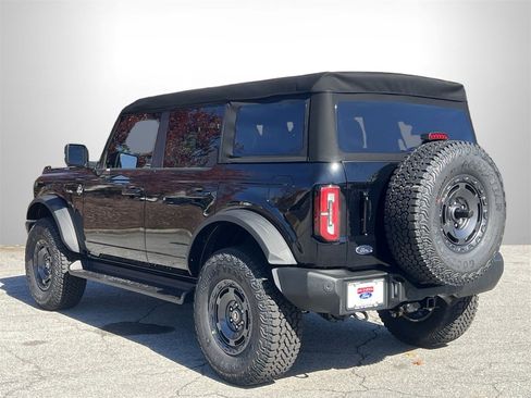 New 2025 Ford Bronco Outer Banks w/ Sasquatch Package image 23