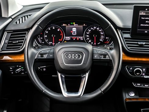 Used 2022 Audi Q5 2.0T Premium w/ Convenience Package image 18