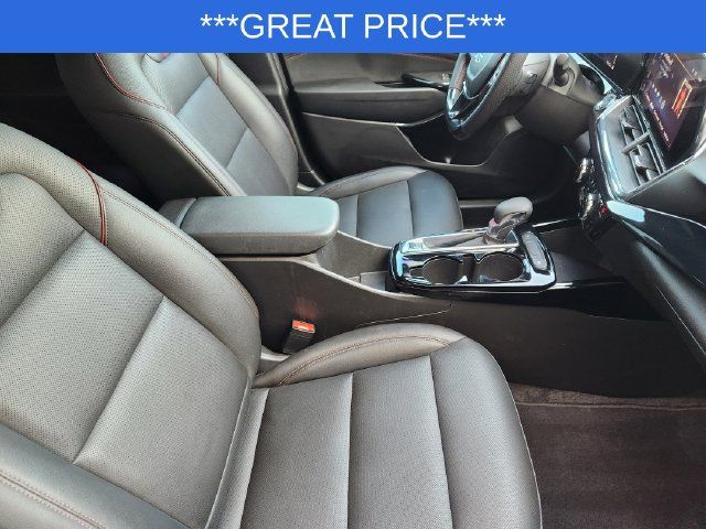Used 2025 Chevrolet Trax RS w/ Driver Confidence Package FWD image 19