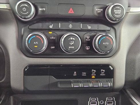 Used 2022 RAM 1500 Big Horn AWD/4WD image 24