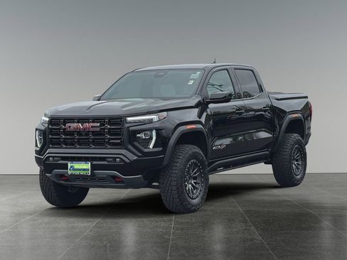 Used 2024 GMC Canyon AT4X AWD/4WD image 4