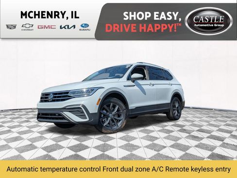 Used 2024 Volkswagen Tiguan SE image 1