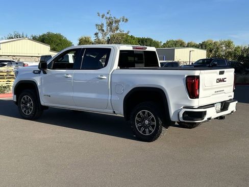 Used 2024 GMC Sierra 1500 AT4 w/ AT4 Preferred Package image 6
