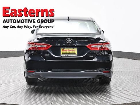 Used 2019 Toyota Camry LE w/ Convenience Package FWD image 6