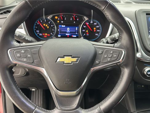 Used 2019 Chevrolet Equinox LT FWD image 14