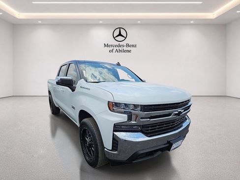 Used 2020 Chevrolet Silverado 1500 LT w/ Texas Edition AWD/4WD image 11