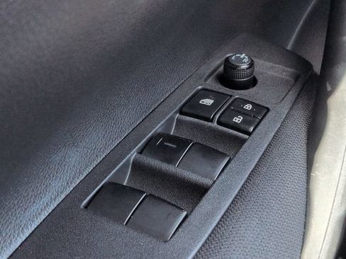 Certified 2022 Toyota Corolla LE FWD image 21