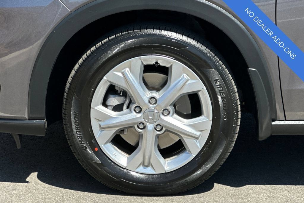 Certified 2024 Honda HR-V LX image 32