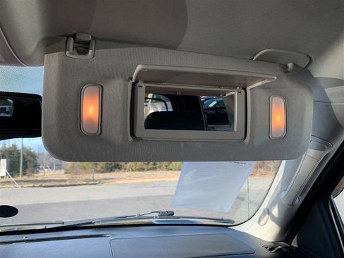 Used 2013 Chevrolet Avalanche LS image 30