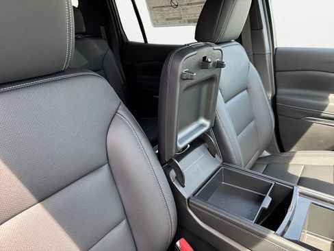 New 2026 Chevrolet Traverse LT w/ Midnight/Sport Edition image 16