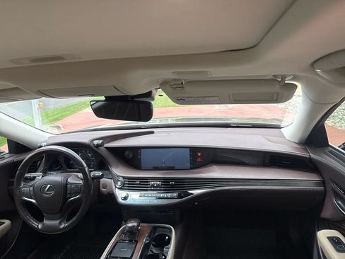 Used 2018 Lexus LS 500 AWD image 27