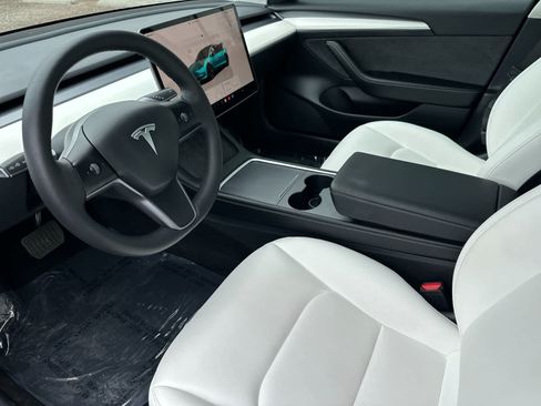 Used 2022 Tesla Model 3 RWD image 11