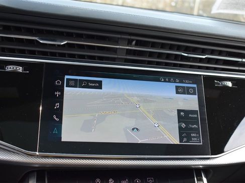 Used 2020 Audi SQ8 Premium Plus w/ Driver Assistance Package image 28