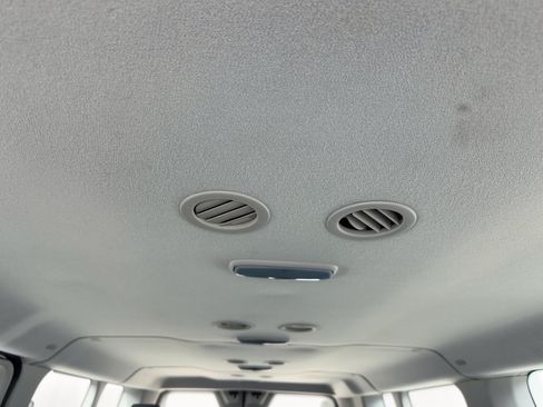 Used 2016 Ford Transit 350 XL RWD image 26