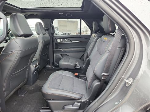 New 2026 Ford Explorer Tremor image 6