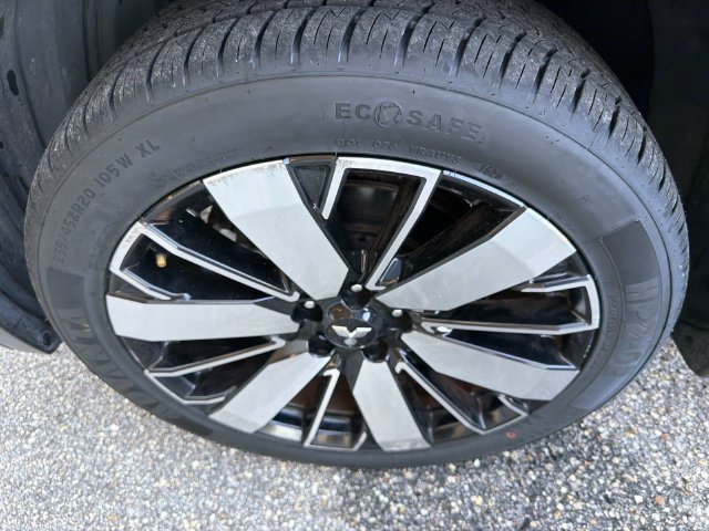 Used 2025 Mitsubishi Outlander SE FWD image 22