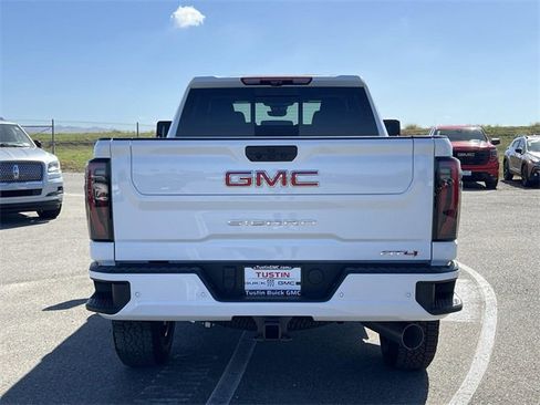 New 2026 GMC Sierra 2500 AT4 w/ AT4 Premium Plus Package image 4