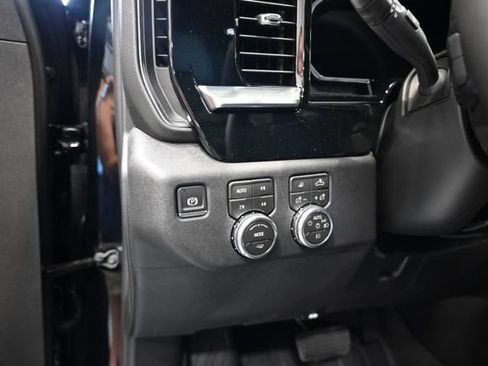 New 2026 GMC Sierra 1500 Elevation w/ Elevation Premium Package AWD/4WD image 27