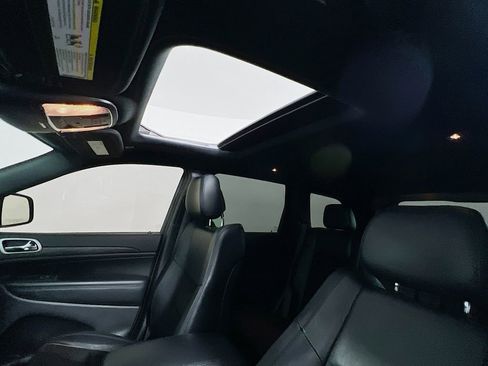 Used 2022 Jeep Grand Cherokee Laredo X image 21