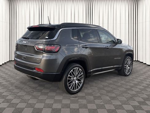 Used 2023 Jeep Compass Limited w/ Elite Group AWD/4WD image 3