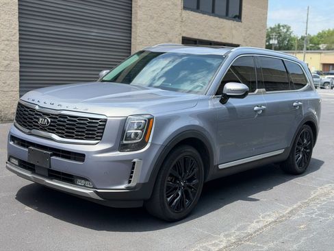Used 2020 Kia Telluride SX w/ Towing Package FWD image 2