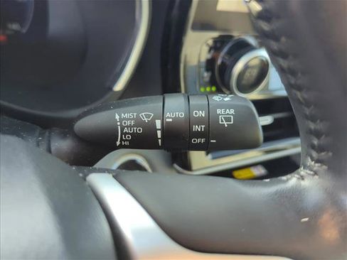 Used 2023 Toyota Highlander Platinum FWD image 20