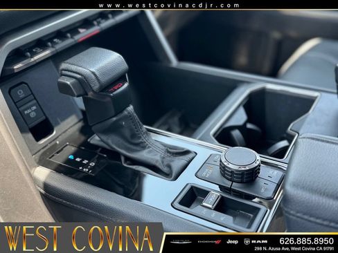 Used 2024 Toyota Tundra Limited w/ TRD Off-Road Package AWD/4WD image 25