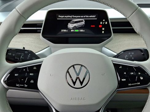 Used 2025 Volkswagen ID. Buzz 1st Edition image 20